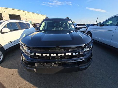 Used 2024 Ford Bronco Sport Outer Banks AWD/4WD image 1