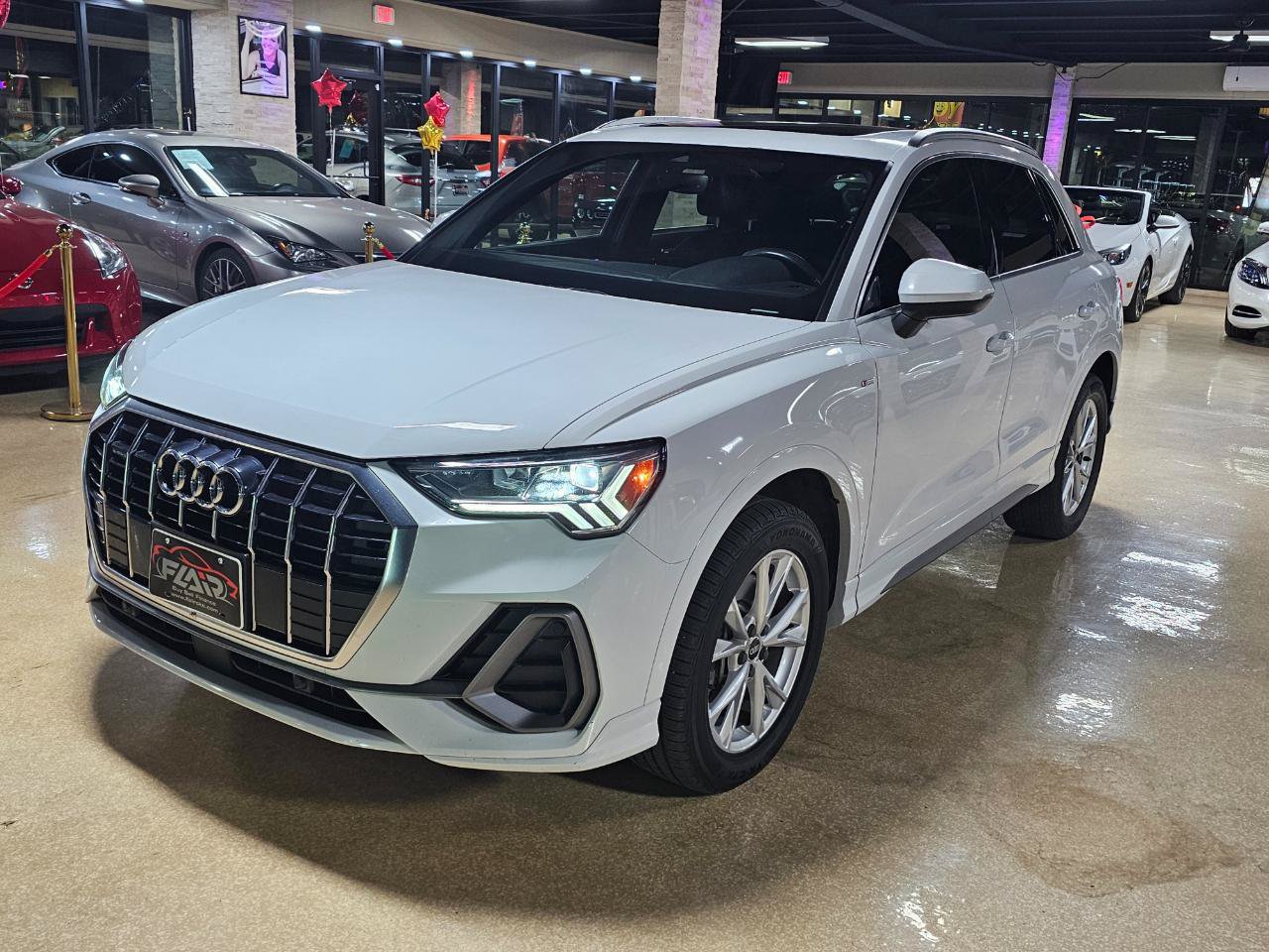Used 2021 Audi Q3 2.0T Premium Plus w/ Premium Plus Package AWD/4WD image 3