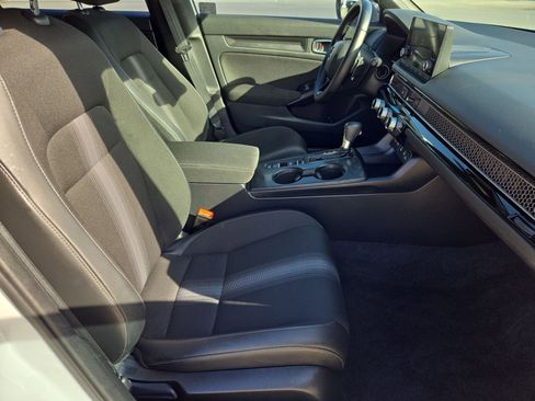 Certified 2025 Honda Civic Sport image 30