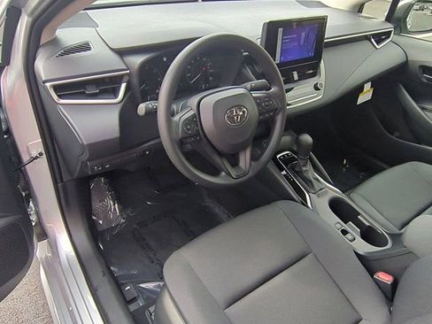 Certified 2025 Toyota Corolla LE image 9