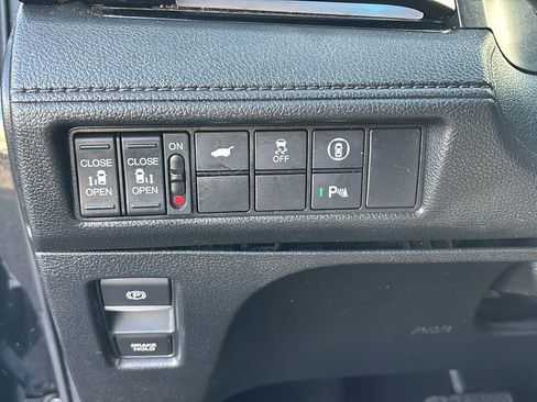 Used 2024 Honda Odyssey Elite image 15