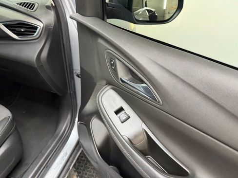 Used 2023 Buick Encore GX Select w/ Safety Package II FWD image 42