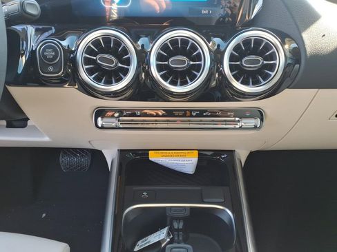 New 2026 Mercedes-Benz GLA 250 4MATIC image 23