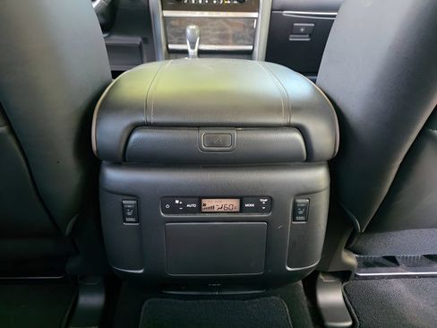 Used 2023 Nissan Armada Platinum w/ Captain's Chairs Package AWD/4WD image 12