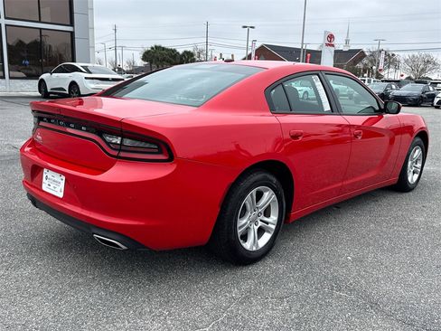 Used 2022 Dodge Charger SXT image 3