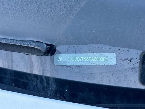 Used 2023 Acura TLX Type S image 3