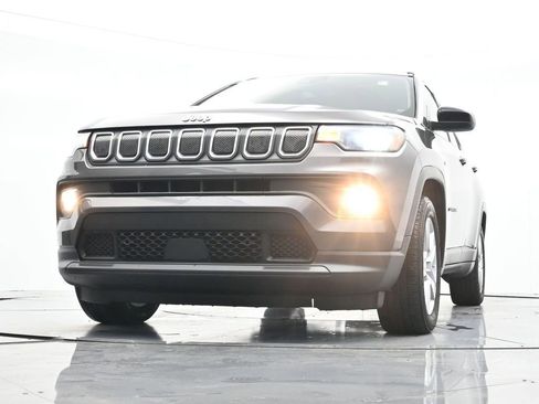 Used 2022 Jeep Compass Latitude w/ Sun and Sound Group image 33