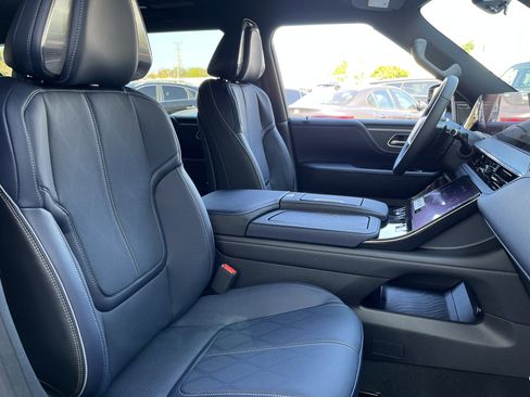 Used 2026 INFINITI QX80 4WD w/ Sport Exterior Package image 23