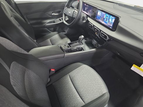 New 2026 Nissan Sentra SV w/ Floor Mat Package FWD image 10