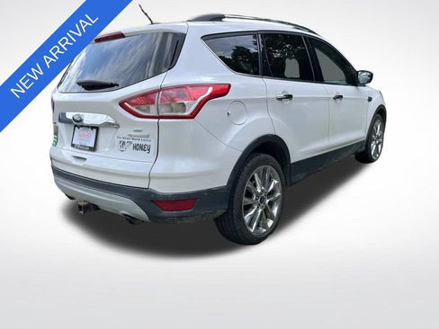 Used 2016 Ford Escape SE w/ SE Chrome Package FWD image 3