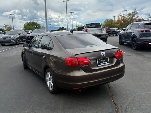 Used 2012 Volkswagen Jetta TDI FWD image 26