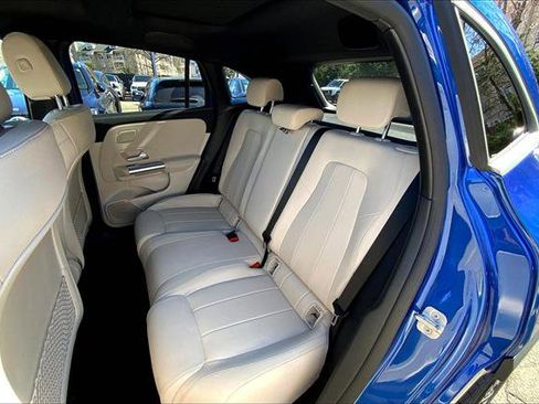 Used 2025 Mercedes-Benz GLA 250 4MATIC image 85
