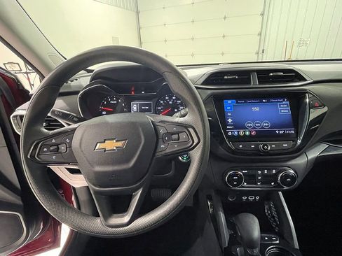 Used 2023 Chevrolet TrailBlazer LT w/ Convenience Package AWD/4WD image 37