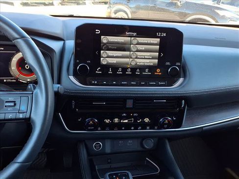 Certified 2023 Nissan Rogue Platinum w/ Platinum Premium Package image 16