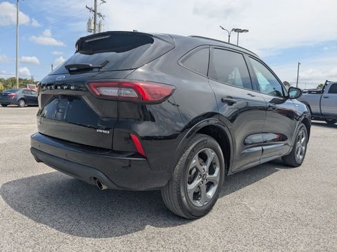 Used 2023 Ford Escape ST-Line w/ Tech Pack #1 AWD/4WD image 4