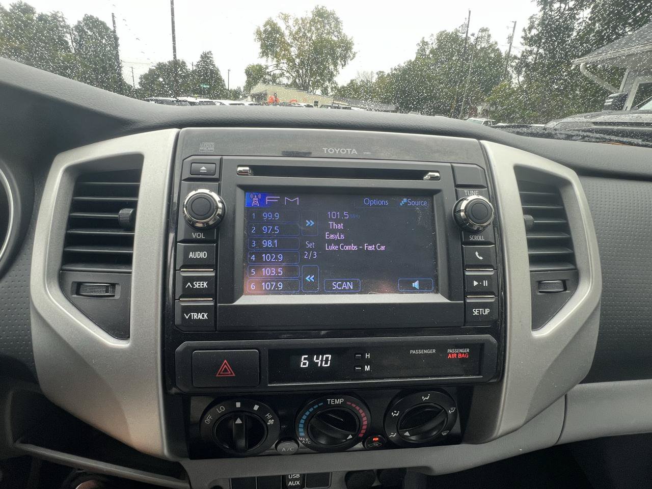 Used 2013 Toyota Tacoma PreRunner w/ SR5 Pkg RWD image 16