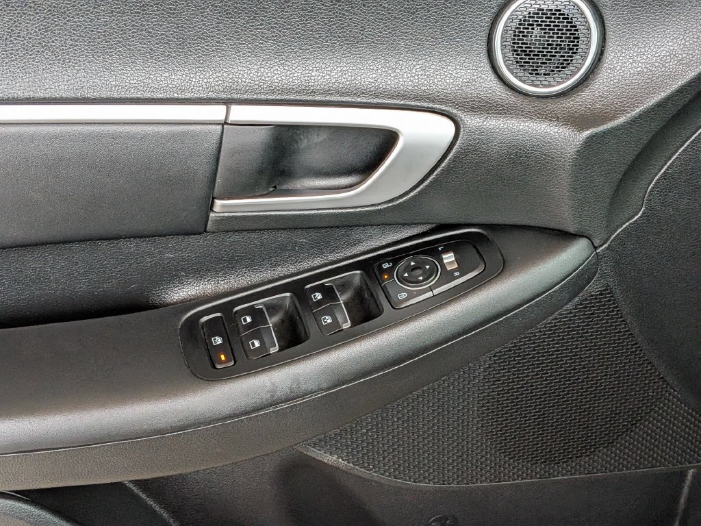 Used 2025 Hyundai Sonata SEL FWD image 13