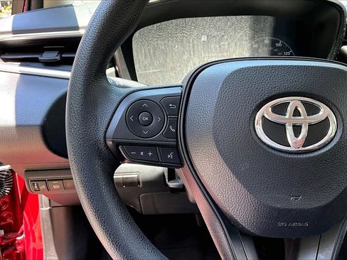 Used 2023 Toyota Corolla LE w/ LE Premium Package FWD image 9