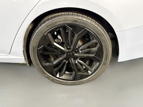 Used 2024 Nissan Altima 2.5 SR FWD image 37