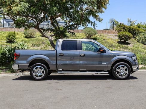 Used 2011 Ford F150 XLT w/ XLT Chrome Pkg RWD image 6