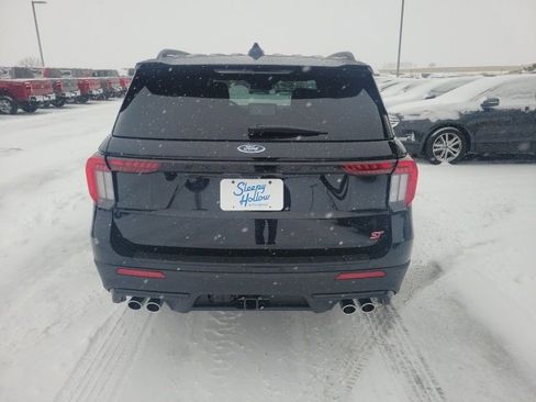 New 2026 Ford Explorer ST w/ Sun And Sound Package image 4