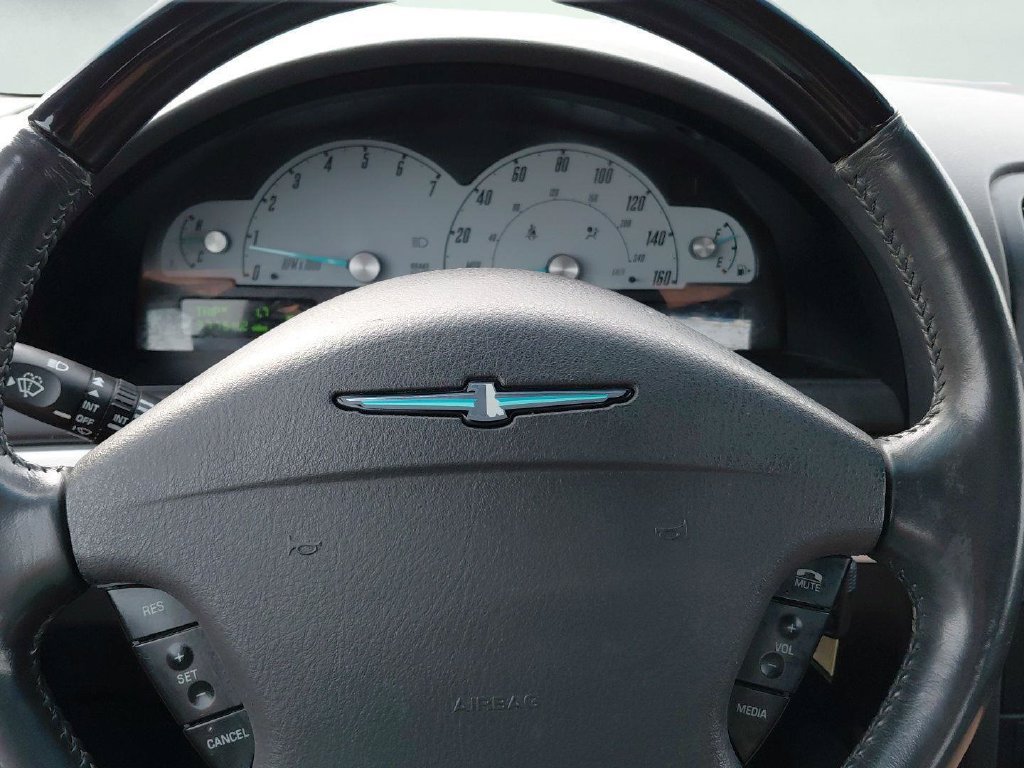 Used 2002 Ford Thunderbird RWD image 28