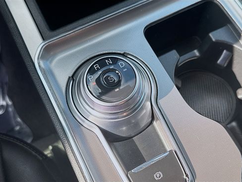 Used 2022 Ford Edge SEL w/ Convenience Package image 15