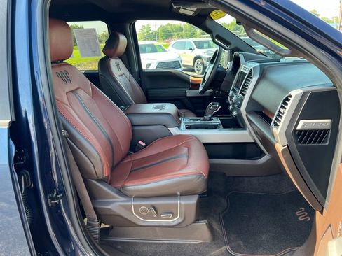 Used 2018 Ford F150 King Ranch w/ Equipment Group 601A Luxury AWD/4WD image 38