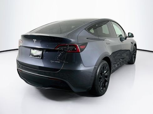 Used 2021 Tesla Model Y Long Range AWD/4WD image 9