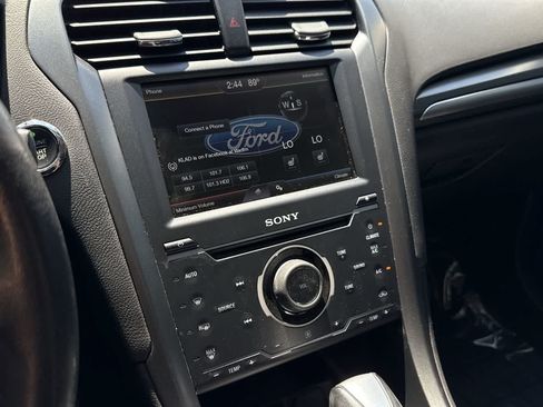 Used 2014 Ford Fusion Titanium FWD image 18