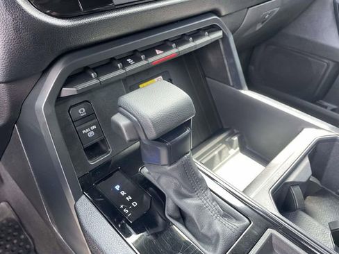 Used 2025 Toyota Tundra SR AWD/4WD image 30