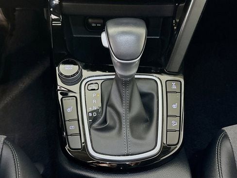 Used 2024 Kia Seltos S AWD/4WD image 17
