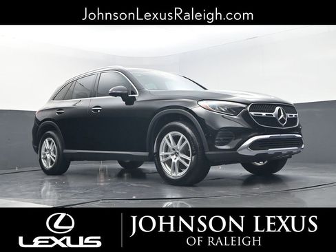 Used 2023 Mercedes-Benz GLC 300 4MATIC image 15