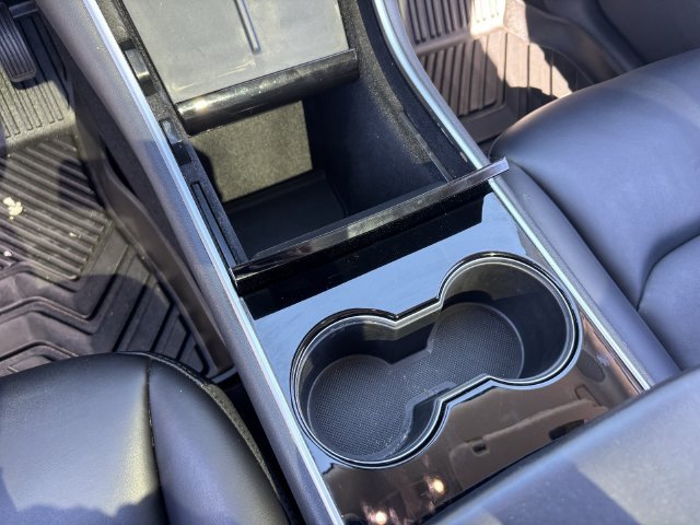 Used 2020 Tesla Model Y Long Range AWD/4WD image 27