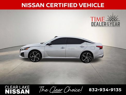 Certified 2025 Nissan Altima 2.5 SR FWD image 5