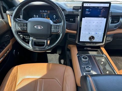 Used 2022 Ford Expedition Max Platinum AWD/4WD image 22