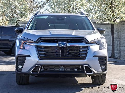 Used 2025 Subaru Ascent Limited AWD/4WD image 16