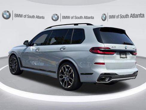 Certified 2025 BMW X7 xDrive40i w/ M Sport Package AWD/4WD image 26