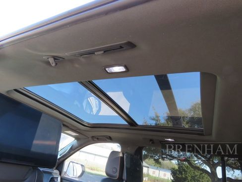 Used 2021 GMC Yukon XL AT4 w/ AT4 Premium Plus Package image 29