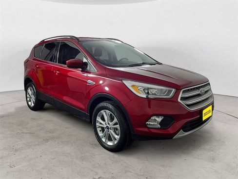 Used 2019 Ford Escape SEL image 7
