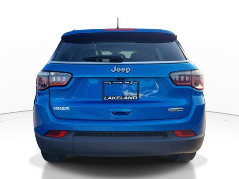 Used 2019 Jeep Compass Latitude image 5