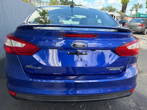 Used 2013 Ford Focus Titanium w/ Titanium Handling Pkg FWD image 10