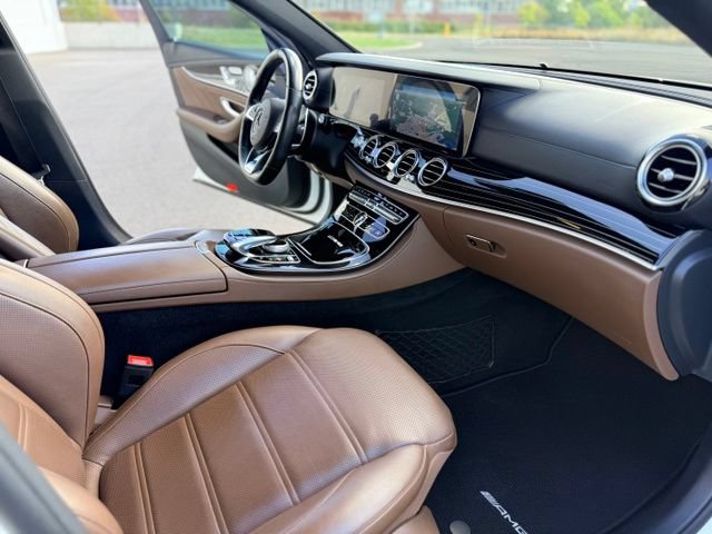 Used 2018 Mercedes-Benz E 63 AMG S image 14