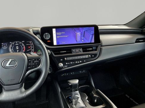 Used 2024 Lexus ES 350 w/ Premium Package FWD image 9