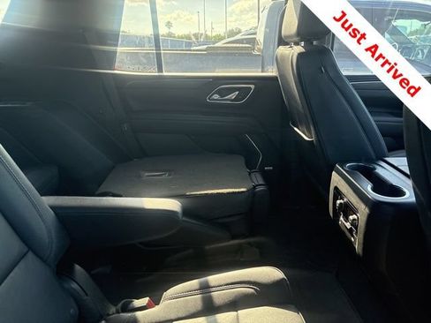Used 2023 Chevrolet Tahoe Z71 w/ Luxury Package AWD/4WD image 15