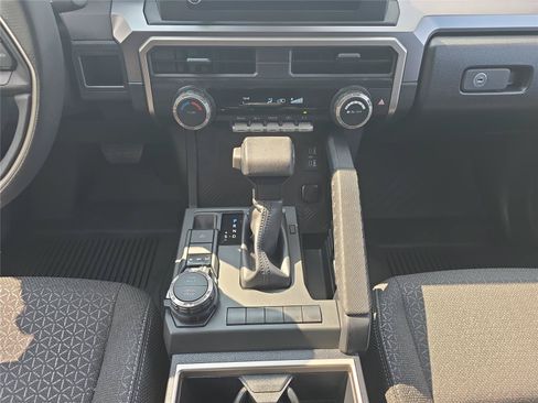 Used 2026 Toyota 4Runner SR5 AWD/4WD image 19