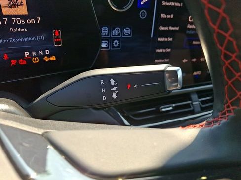 Used 2025 Chevrolet Equinox EV RS FWD image 16