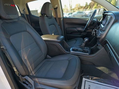 Used 2022 GMC Canyon AT4 image 35