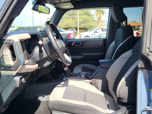 Used 2023 Ford Bronco Wildtrak AWD/4WD image 29