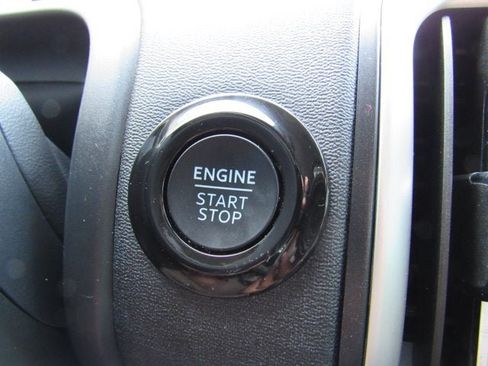 Used 2025 Ford Expedition Active AWD/4WD image 21